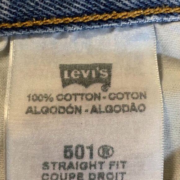 Levi's Men's 501 Classic 5 Pocket Cotton Denim Straight Leg Denim Jeans SIze 38 - Picture 8 of 13